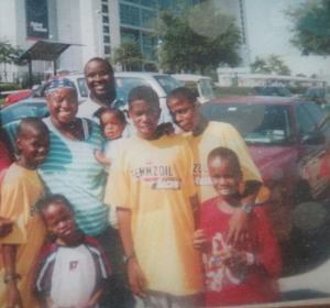 Nathaniel Scott, Sheldon Scott, Charlene McGraw, Bernard McGraw, Kelly Scott, Ray Scott, Fredrick Scott and Delvin Scott preparing to leave Houston, Texas, to travel to San Antonio. Photo taken by Althea Smith, a volunteer who helped the McGraw/Scott family.